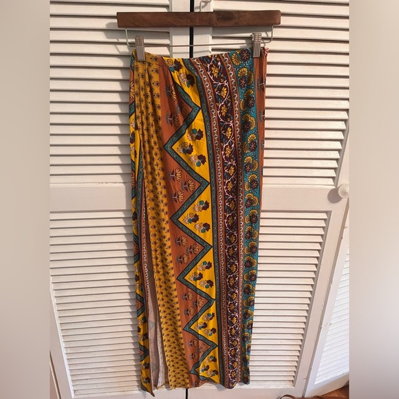 Novella Royale Multicolor Floral Skirt - Picture 4 of 4